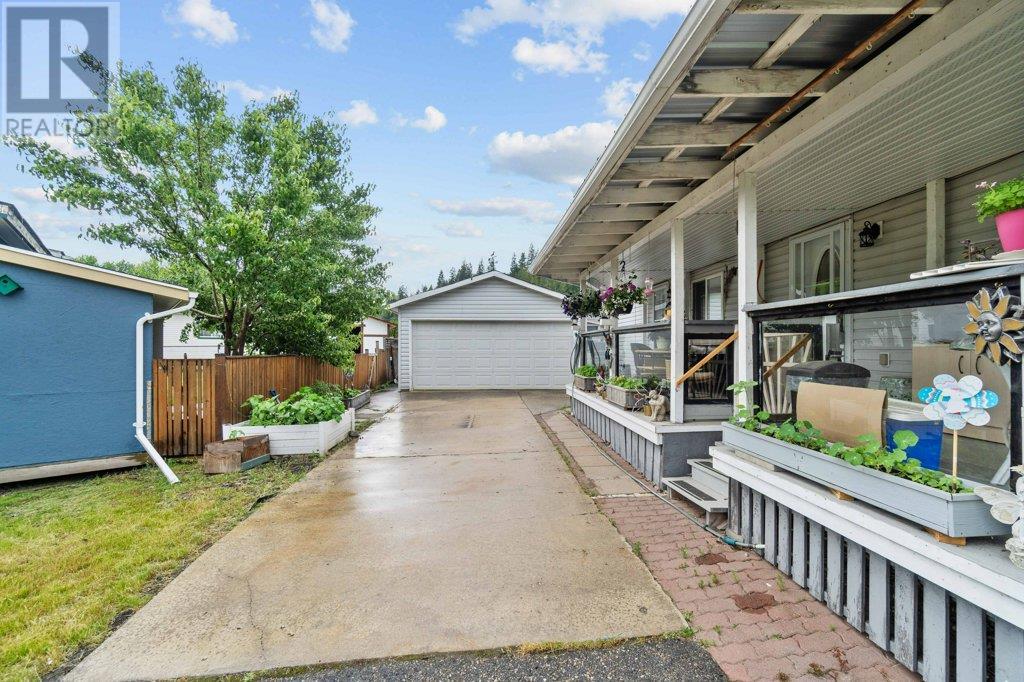 4660 73 Avenue Ne, Salmon Arm, British Columbia  V0E 1K0 - Photo 38 - 10351111