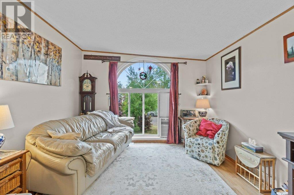 4660 73 Avenue Ne, Salmon Arm, British Columbia  V0E 1K0 - Photo 4 - 10351111