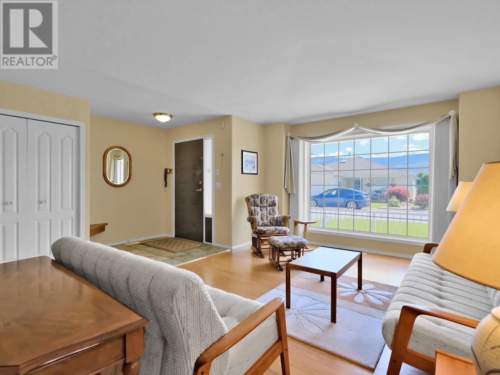 509 Red Wing Drive, Penticton, British Columbia  V2A 8N7 - Photo 4 - 10352232