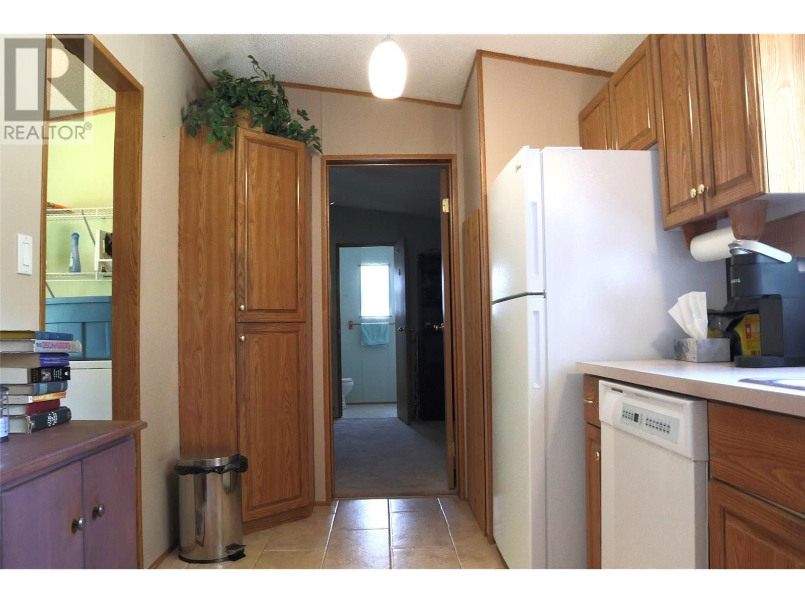 612 Fletcher Avenue, Slocan, British Columbia  V0G 2C0 - Photo 11 - 10351796