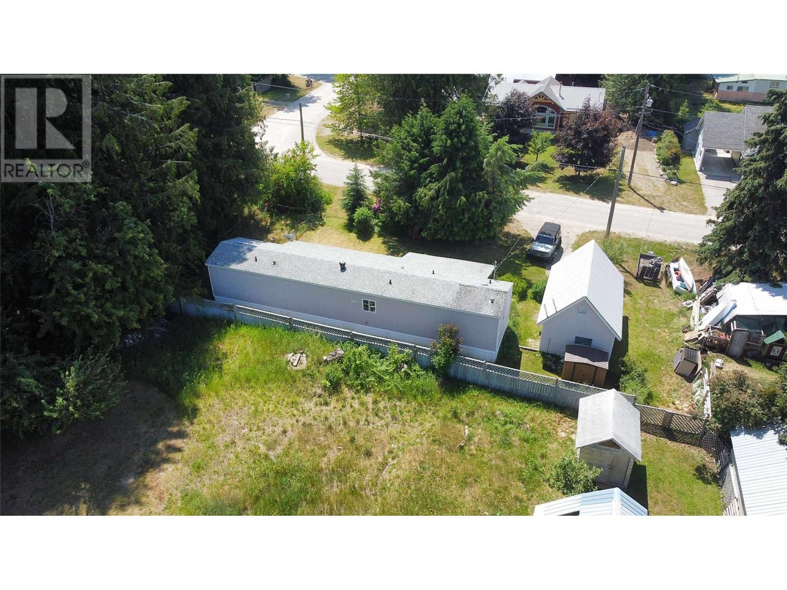 612 Fletcher Avenue, Slocan, British Columbia  V0G 2C0 - Photo 5 - 10351796