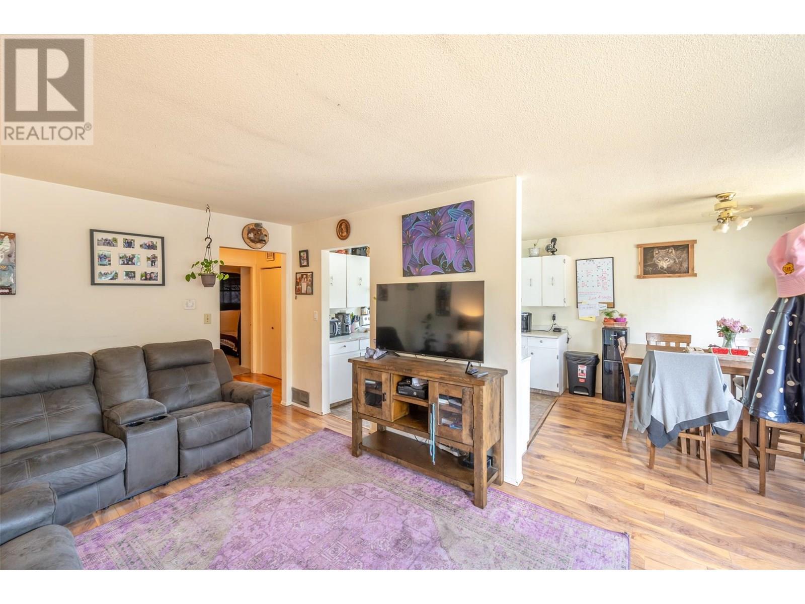 1486 Naish Drive, Penticton, British Columbia  V2A 6L5 - Photo 4 - 10350472