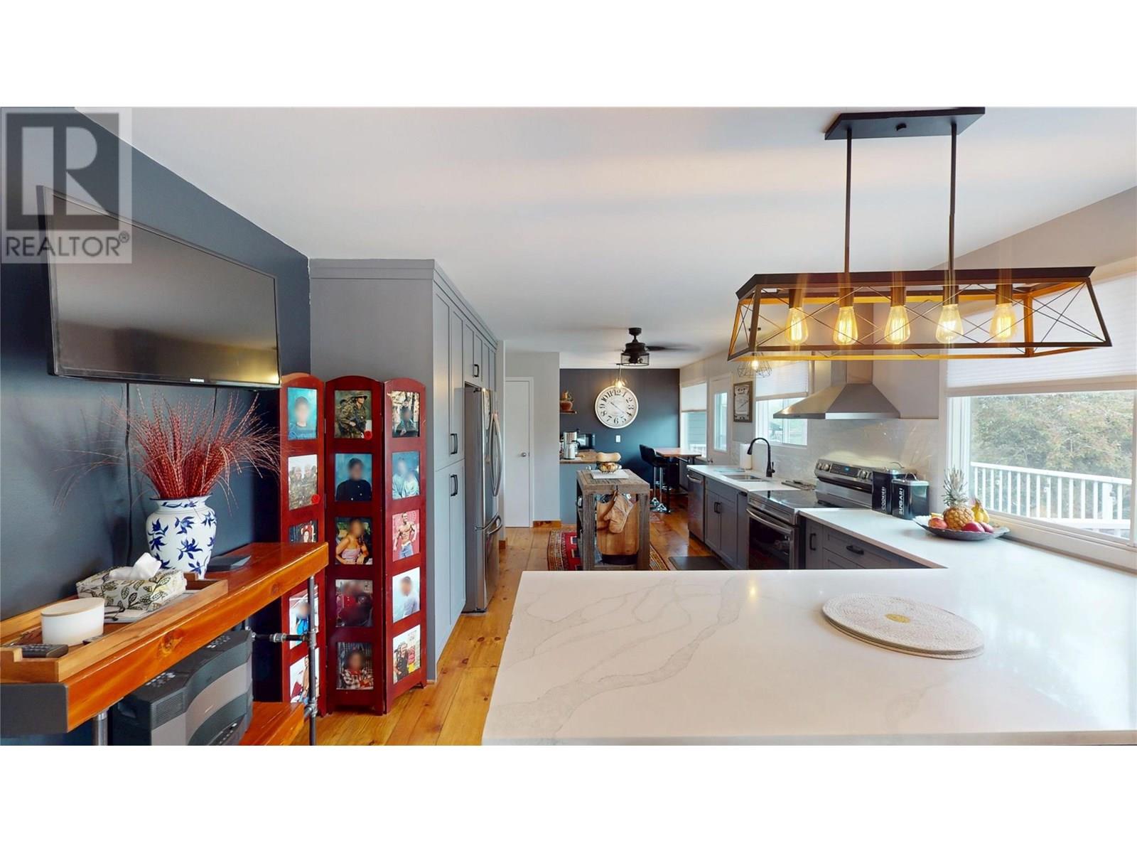 1324 14th Street S, Cranbrook, British Columbia  V1C 5E8 - Photo 10 - 10352204