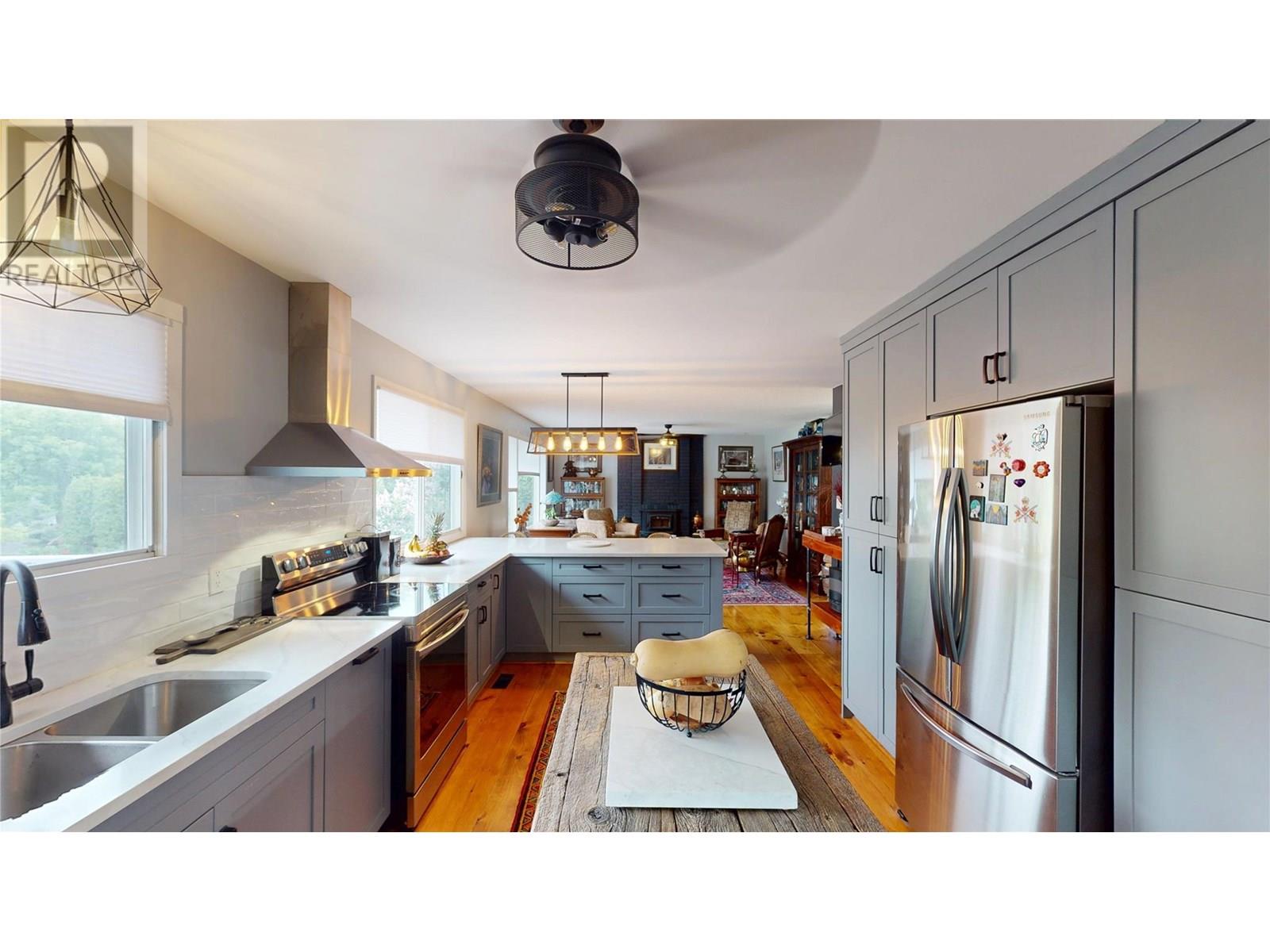 1324 14th Street S, Cranbrook, British Columbia  V1C 5E8 - Photo 16 - 10352204