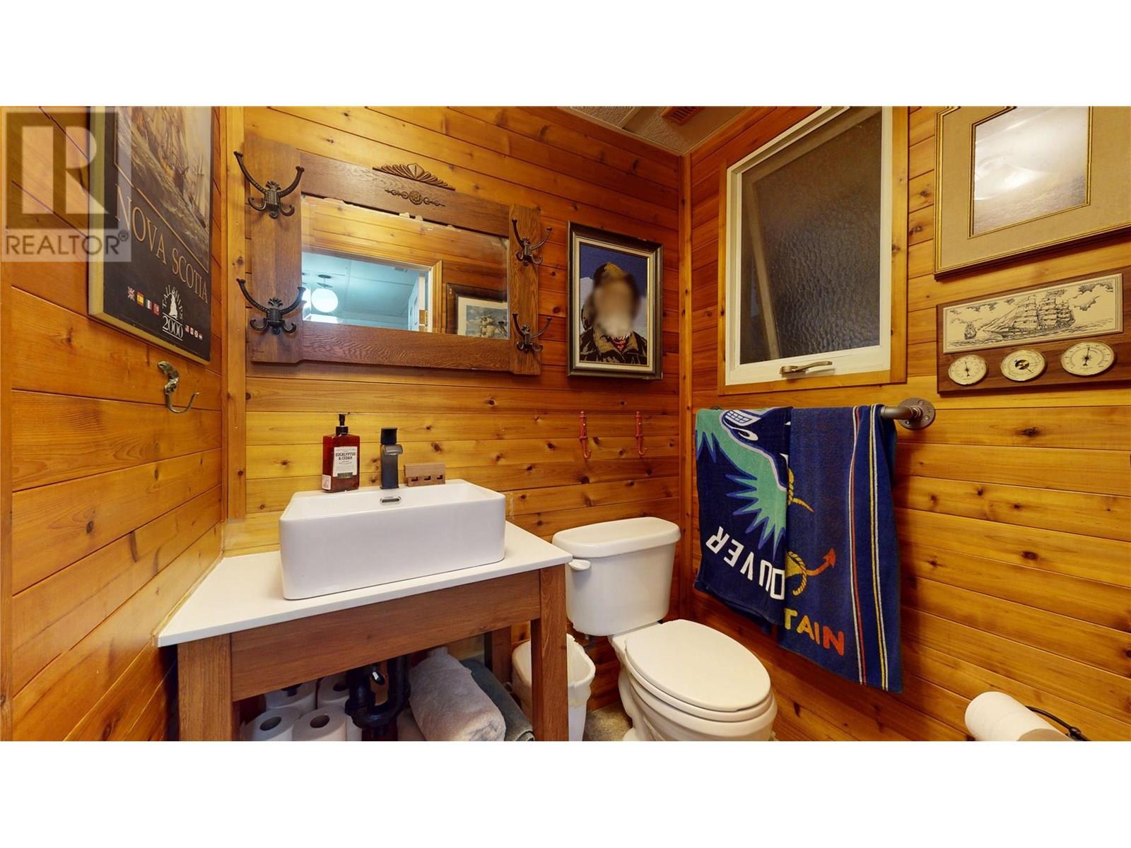 1324 14th Street S, Cranbrook, British Columbia  V1C 5E8 - Photo 36 - 10352204