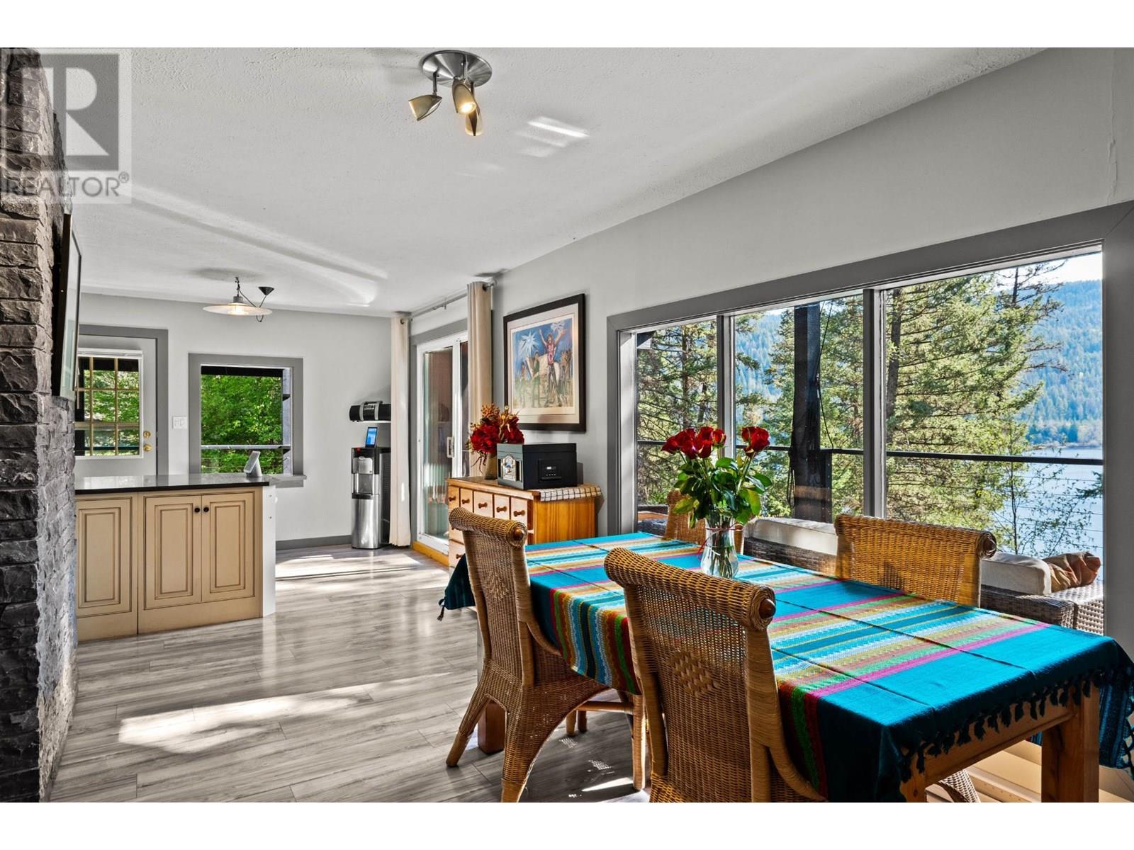 2486 Heffley-Louis Creek Road, Kamloops, British Columbia  V0E 1Z0 - Photo 13 - 10352144