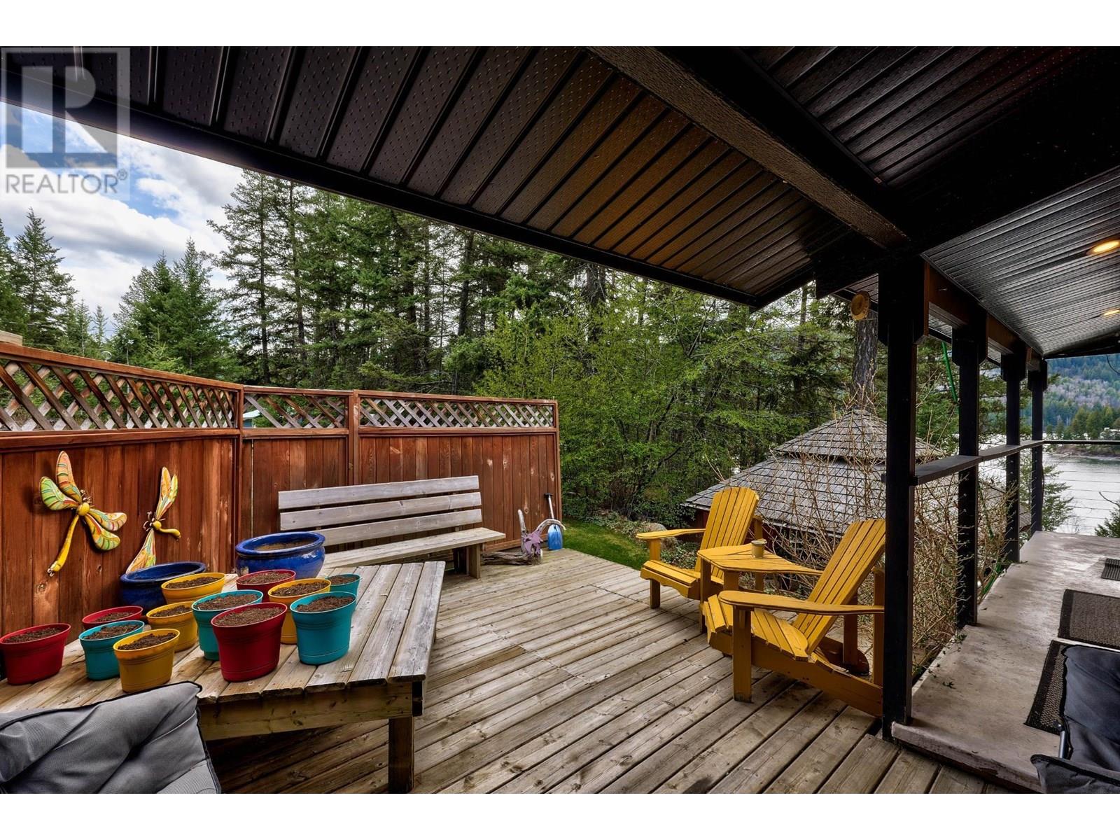 2486 Heffley-Louis Creek Road, Kamloops, British Columbia  V0E 1Z0 - Photo 17 - 10352144