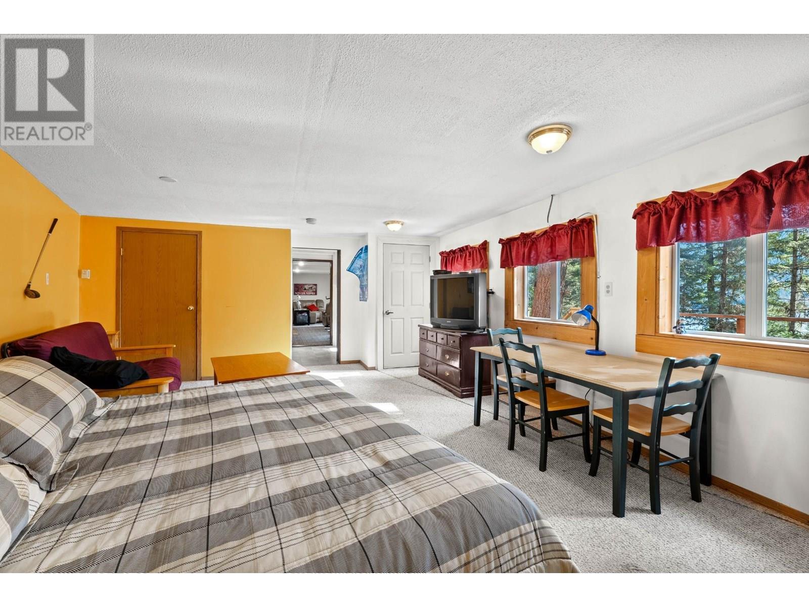 2486 Heffley-Louis Creek Road, Kamloops, British Columbia  V0E 1Z0 - Photo 31 - 10352144