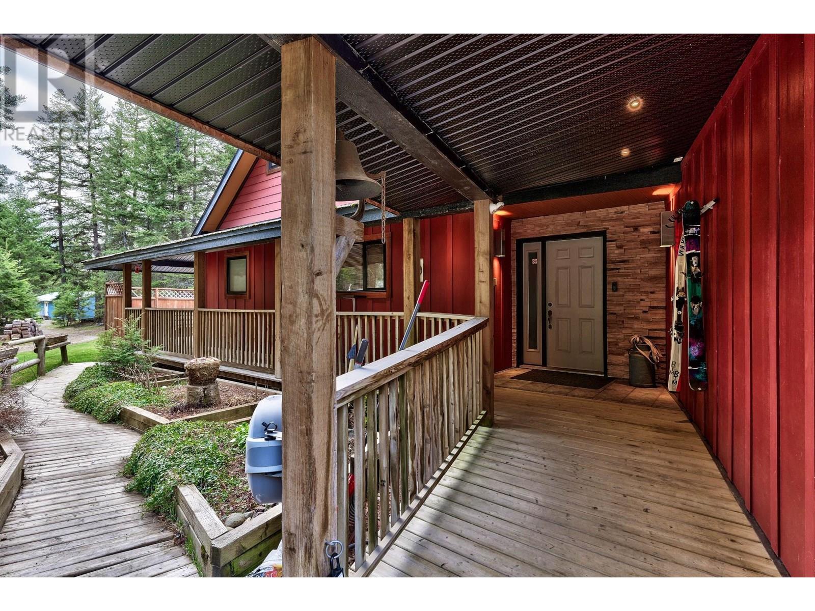 2486 Heffley-Louis Creek Road, Kamloops, British Columbia  V0E 1Z0 - Photo 6 - 10352144