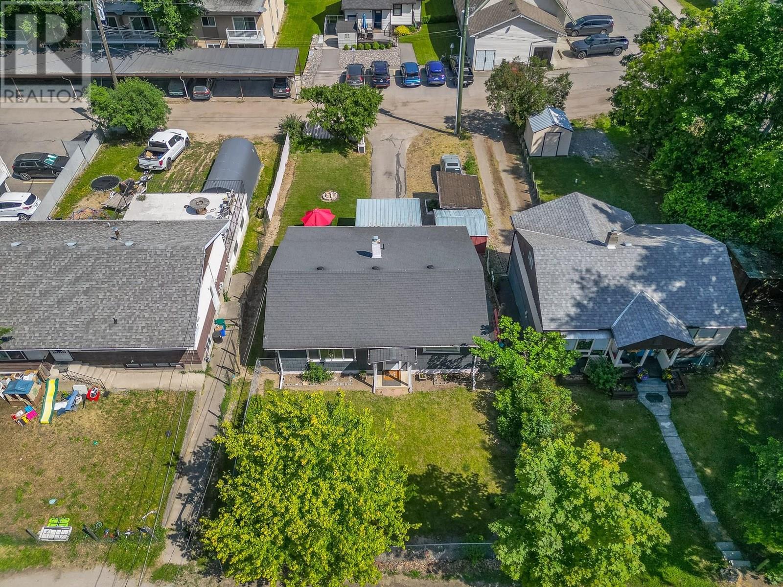 571 1 Avenue Se, Salmon Arm, British Columbia  V1E 1J7 - Photo 22 - 10351823
