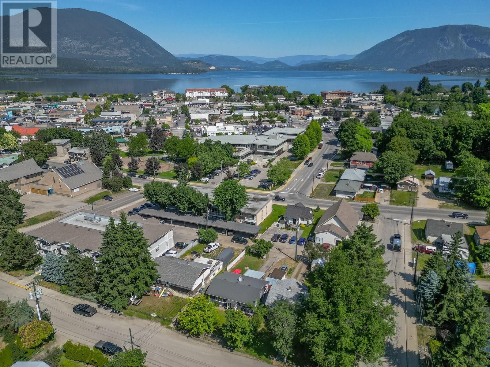 571 1 Avenue Se, Salmon Arm, British Columbia  V1E 1J7 - Photo 23 - 10351823