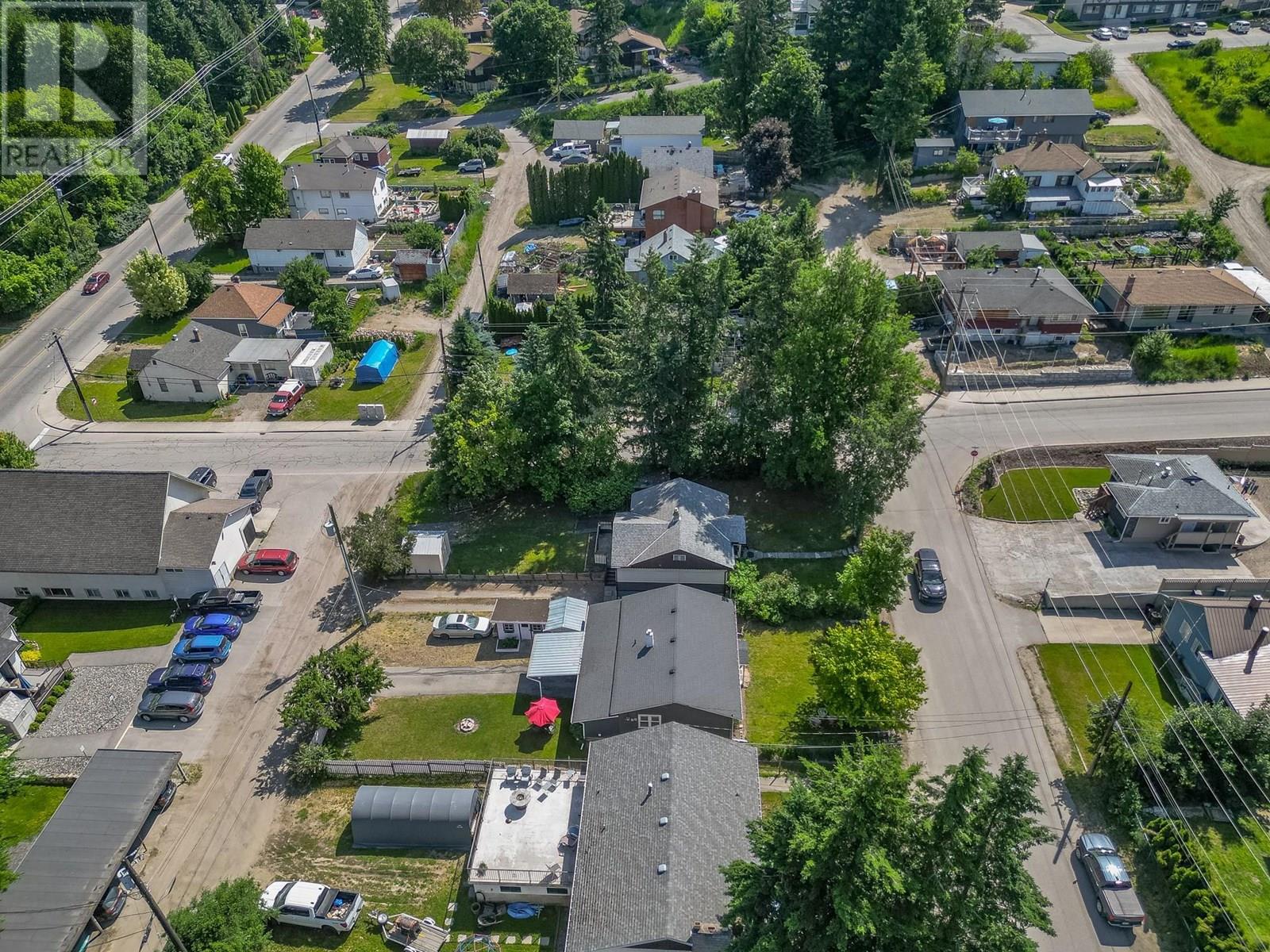 571 1 Avenue Se, Salmon Arm, British Columbia  V1E 1J7 - Photo 24 - 10351823