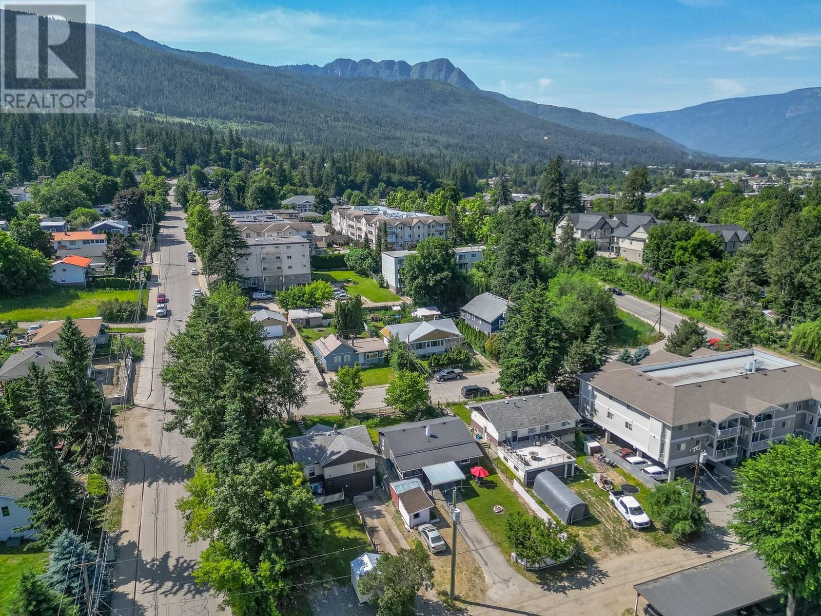 571 1 Avenue Se, Salmon Arm, British Columbia  V1E 1J7 - Photo 26 - 10351823
