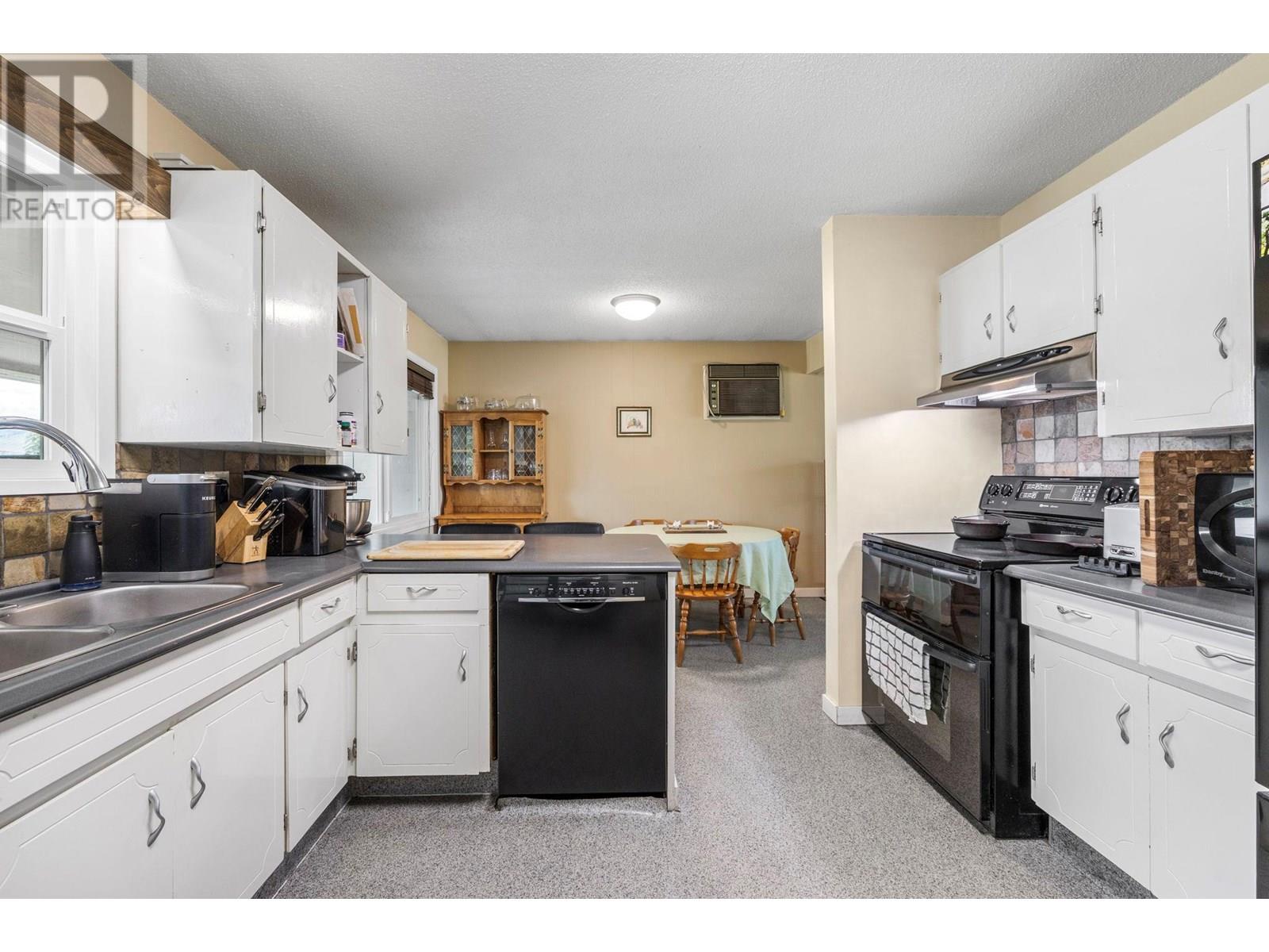190 Benchview Road, Kelowna, British Columbia  V1X 1M5 - Photo 13 - 10351915