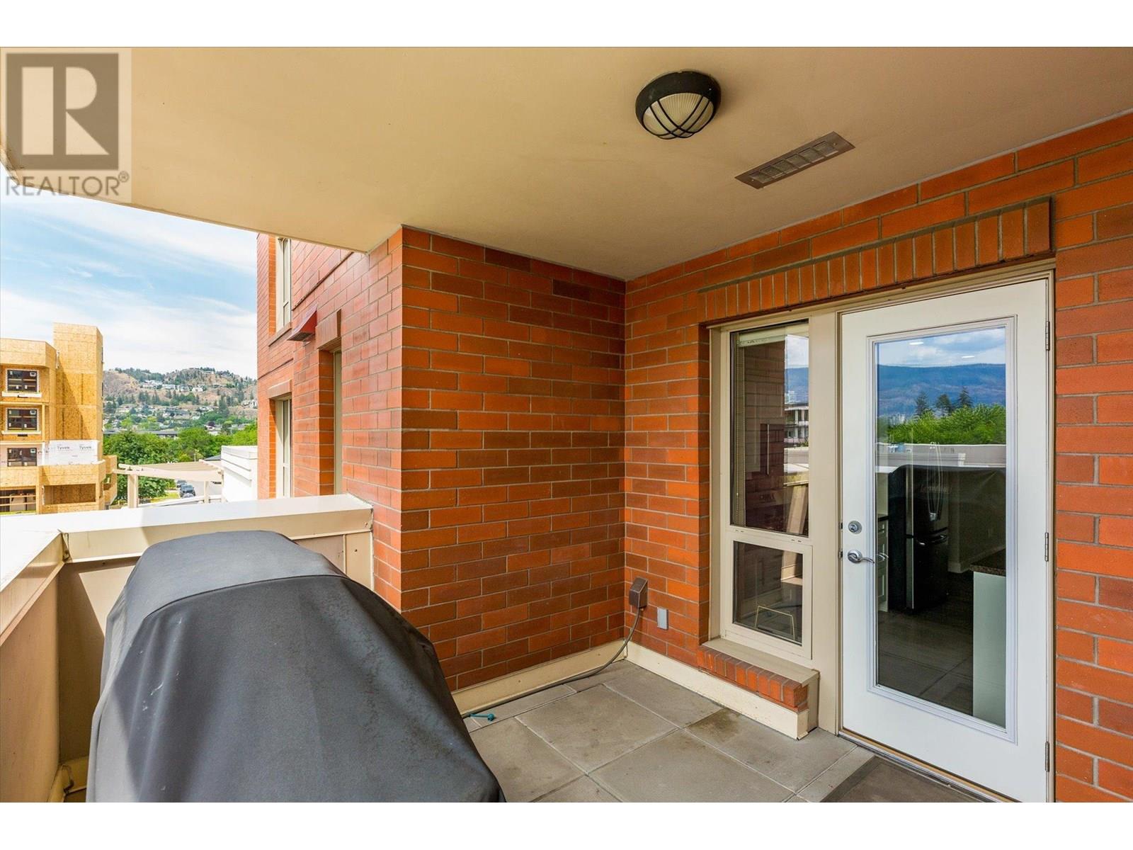 1160 Bernard Avenue Unit# 301, Kelowna, British Columbia  V1Y 6R2 - Photo 14 - 10352170