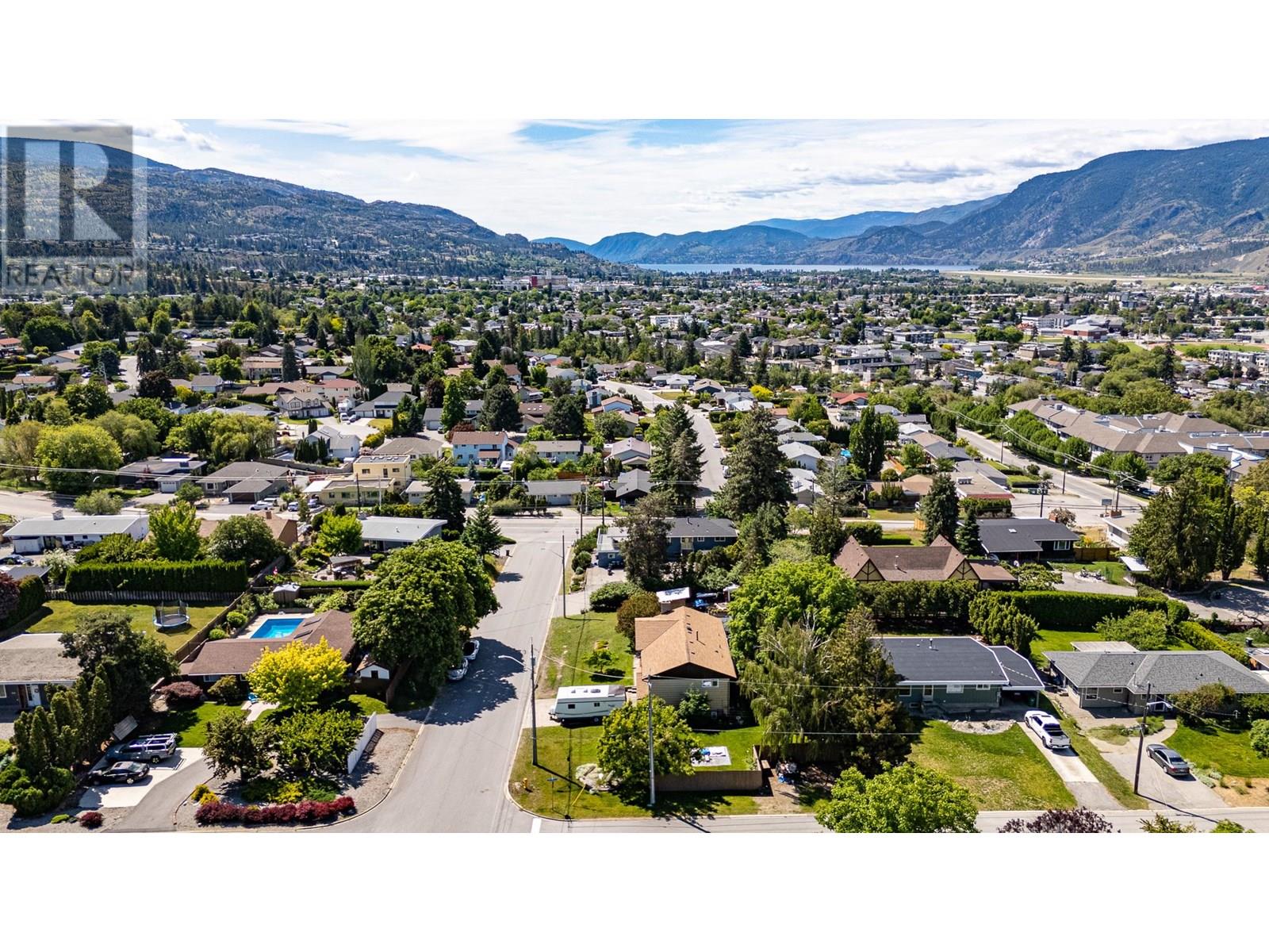 188 Walden Crescent, Penticton, British Columbia  V2A 1R7 - Photo 12 - 10352135