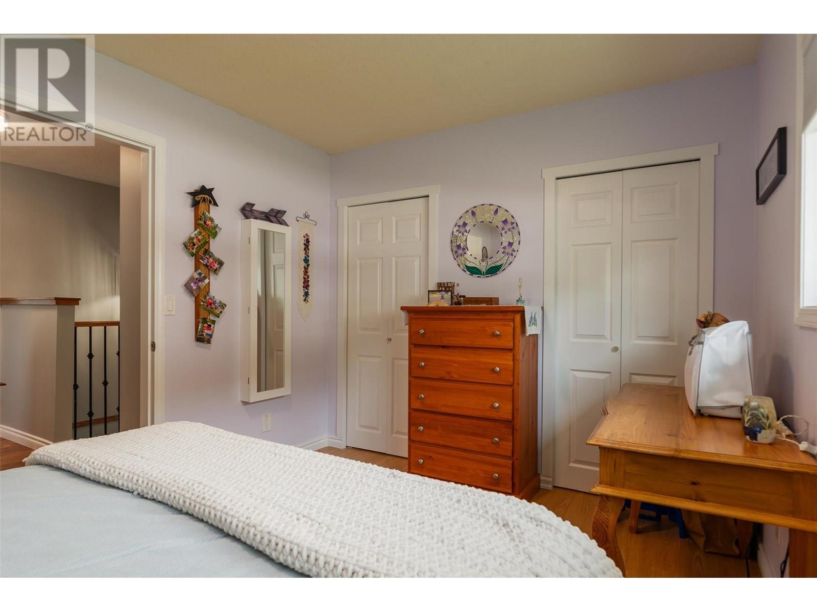 909 8th Street, Montrose, British Columbia  V0G 1P0 - Photo 16 - 10352173