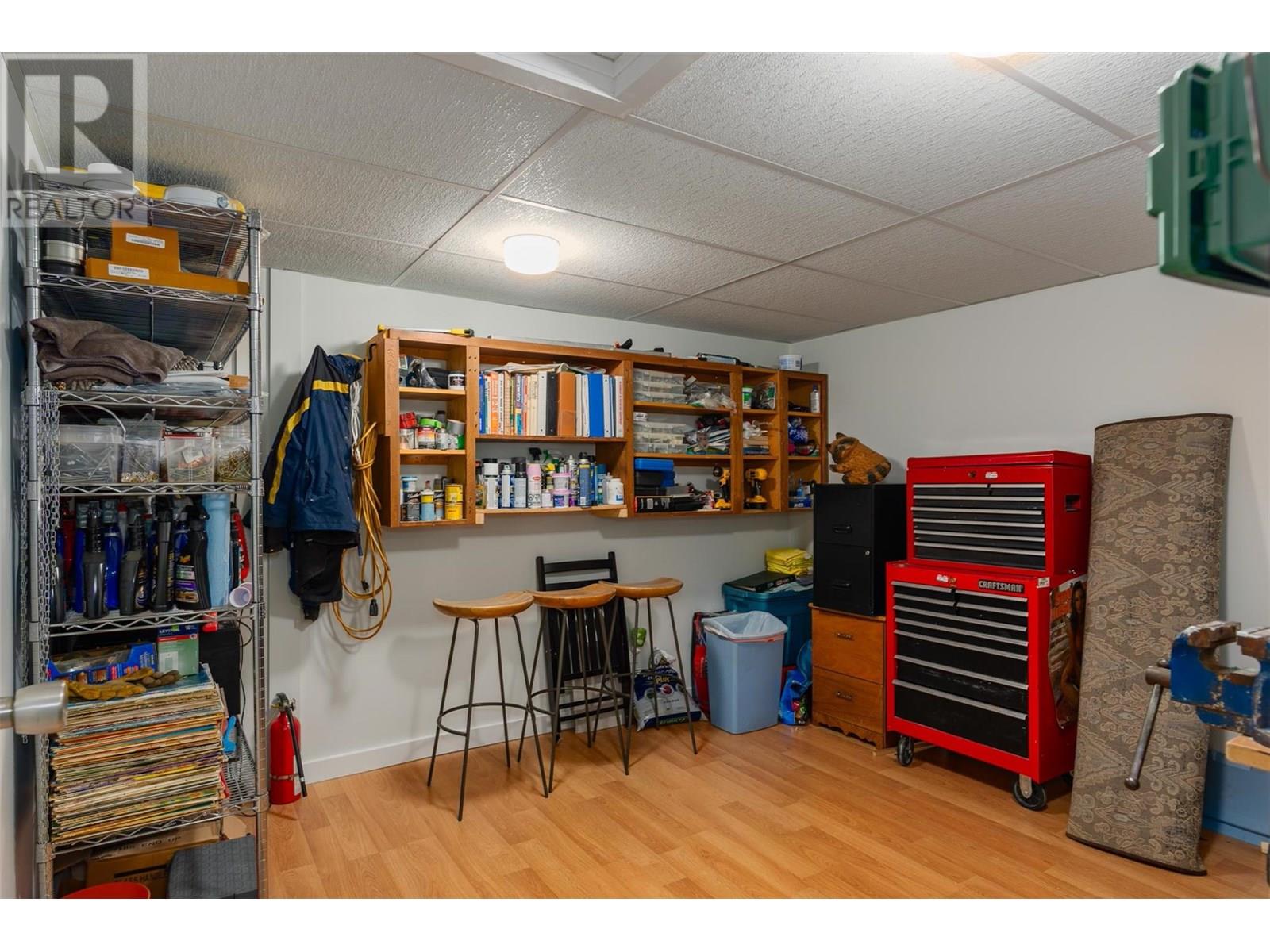 909 8th Street, Montrose, British Columbia  V0G 1P0 - Photo 26 - 10352173