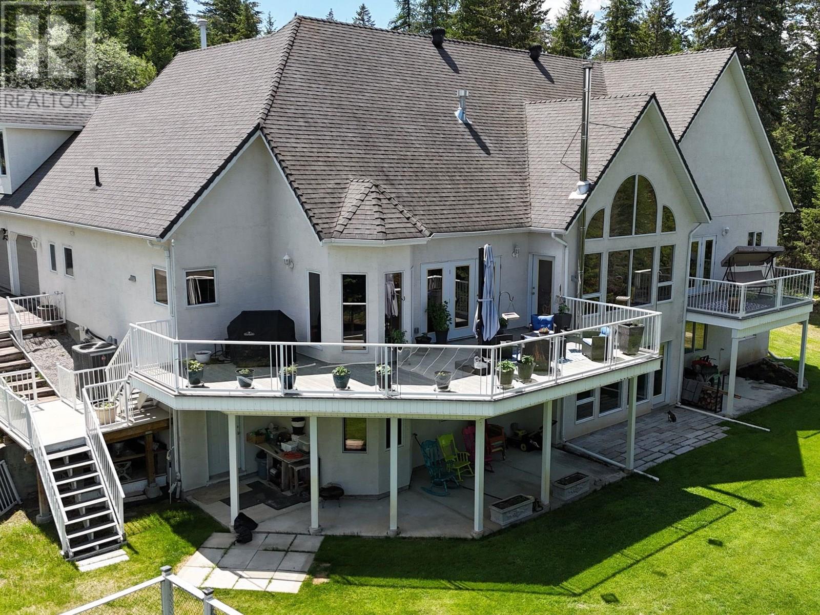 2028 25th Street S, Cranbrook, British Columbia  V1C 6Y9 - Photo 1 - 10352145