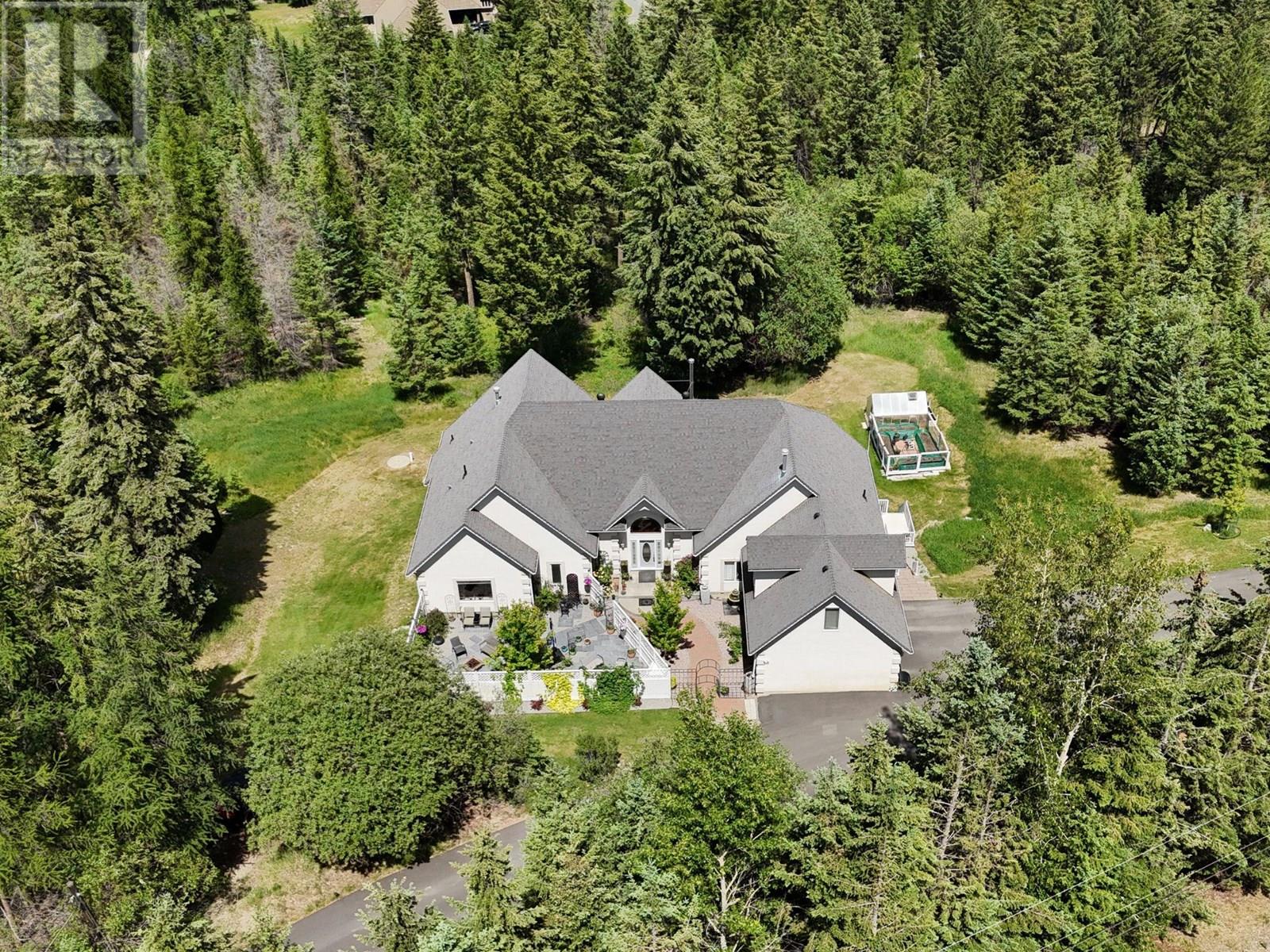 2028 25th Street S, Cranbrook, British Columbia  V1C 6Y9 - Photo 4 - 10352145
