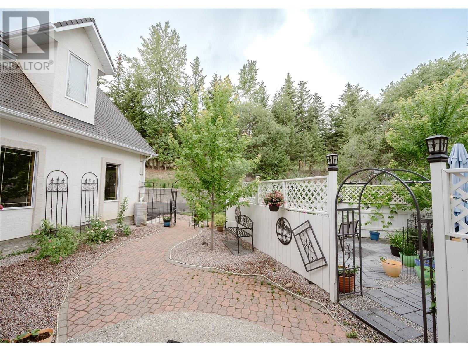 2028 25th Street S, Cranbrook, British Columbia  V1C 6Y9 - Photo 84 - 10352145