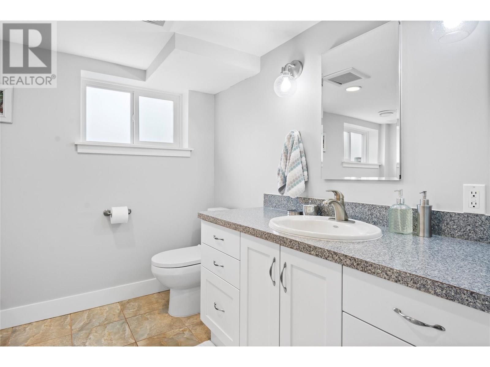 403 Windsor Avenue, Penticton, British Columbia  V2A 2K5 - Photo 42 - 10352140