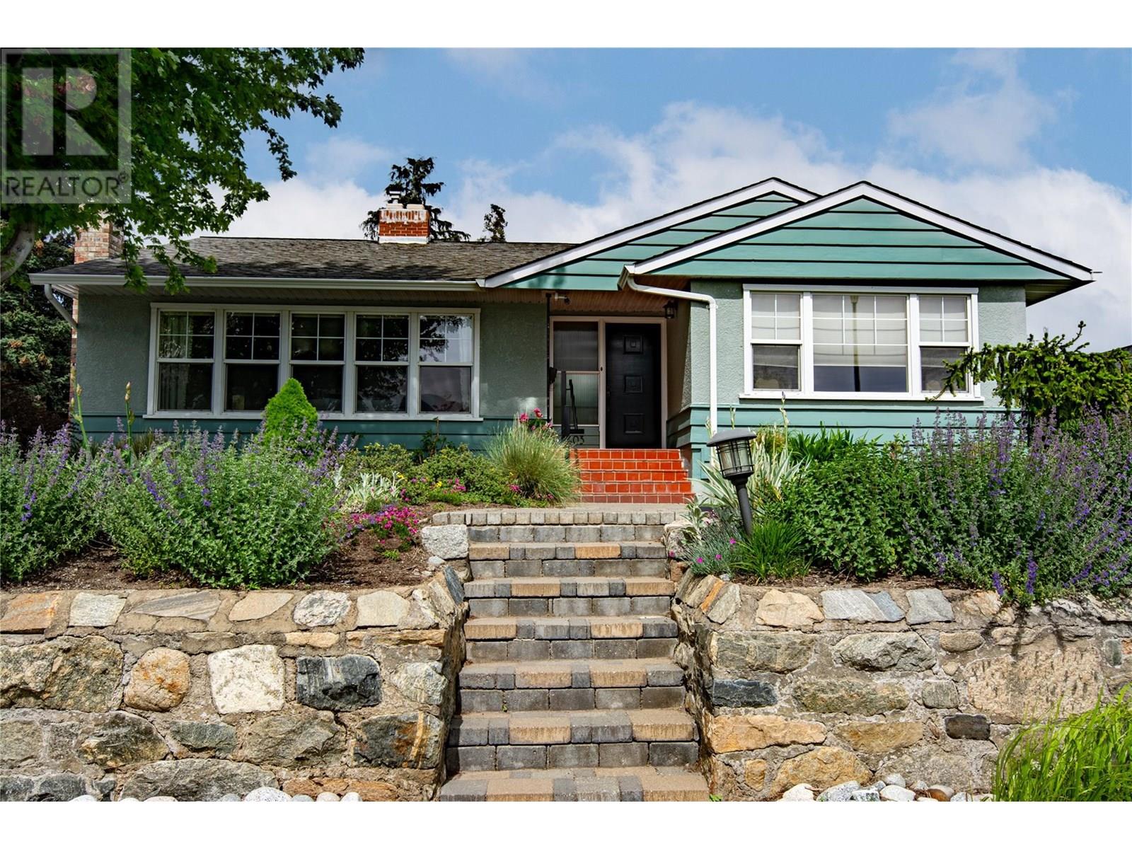 403 Windsor Avenue, Penticton, British Columbia  V2A 2K5 - Photo 79 - 10352140