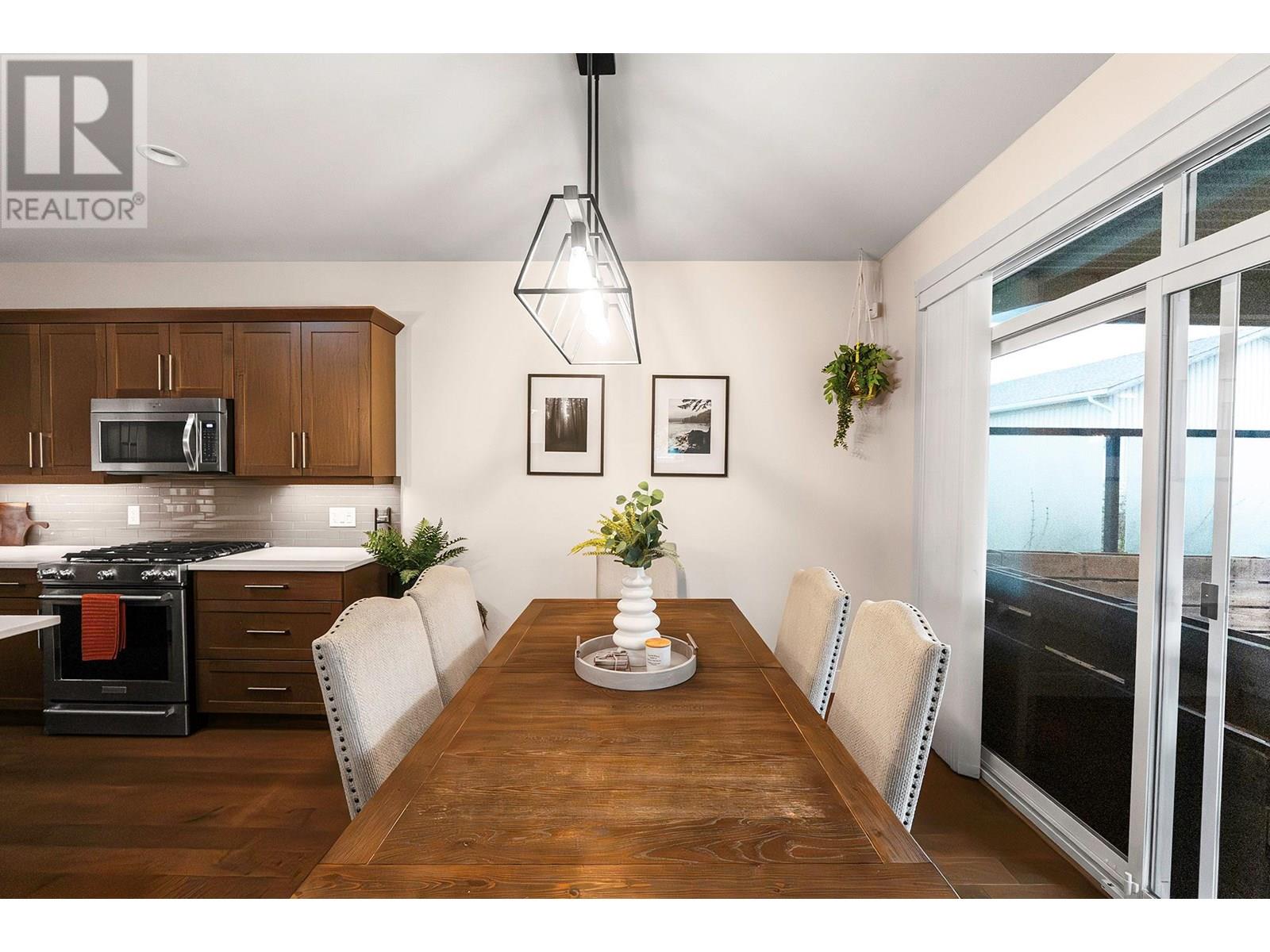 1769 Tower Ranch Drive, Kelowna, British Columbia  V1P 1T2 - Photo 6 - 10352211