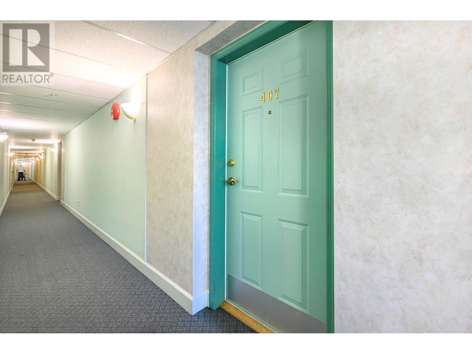 860 Nicolani Drive Unit# 407, Kamloops, British Columbia  V2B 5B3 - Photo 2 - 10352060
