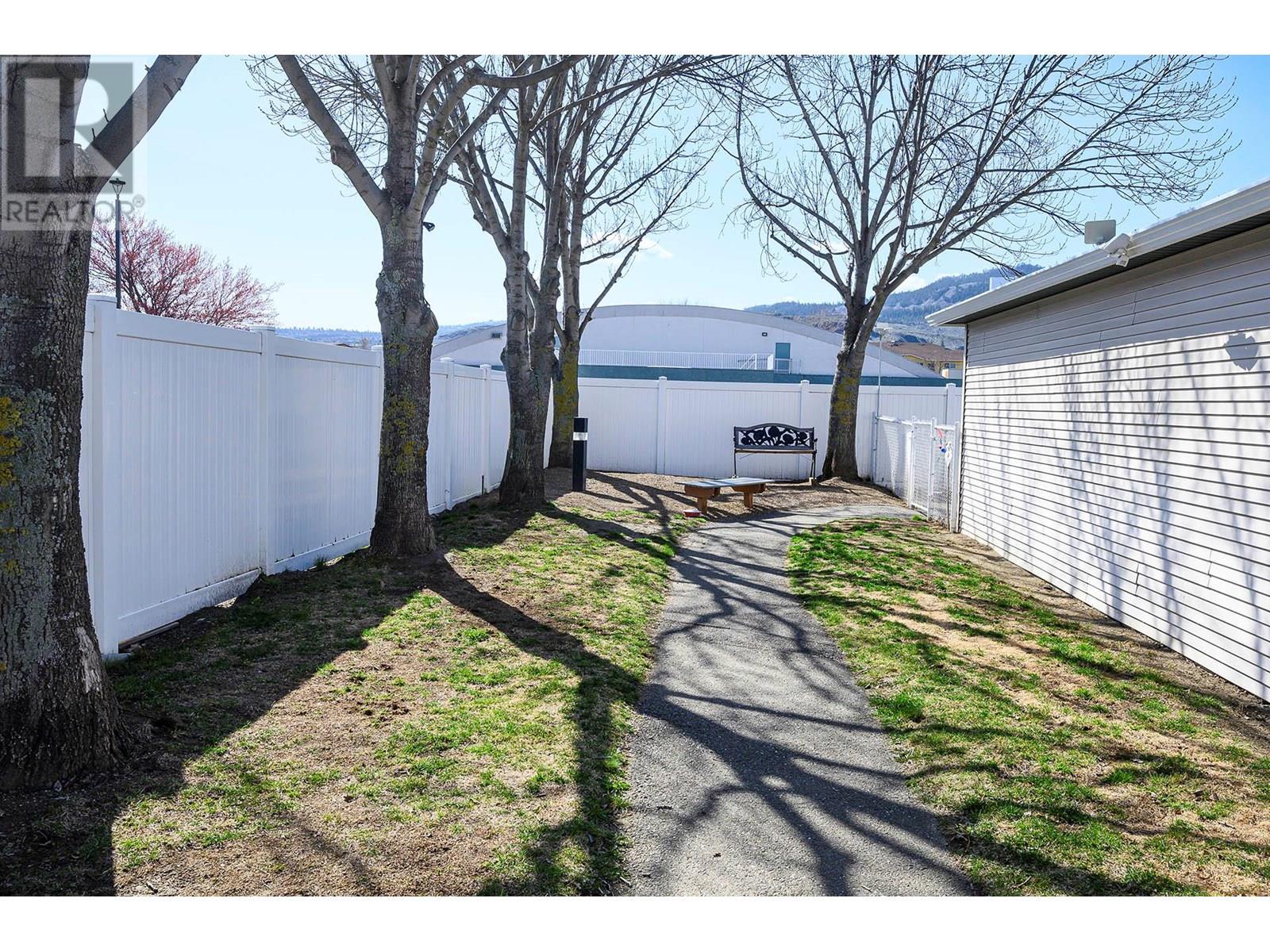 860 Nicolani Drive Unit# 407, Kamloops, British Columbia  V2B 5B3 - Photo 40 - 10352060