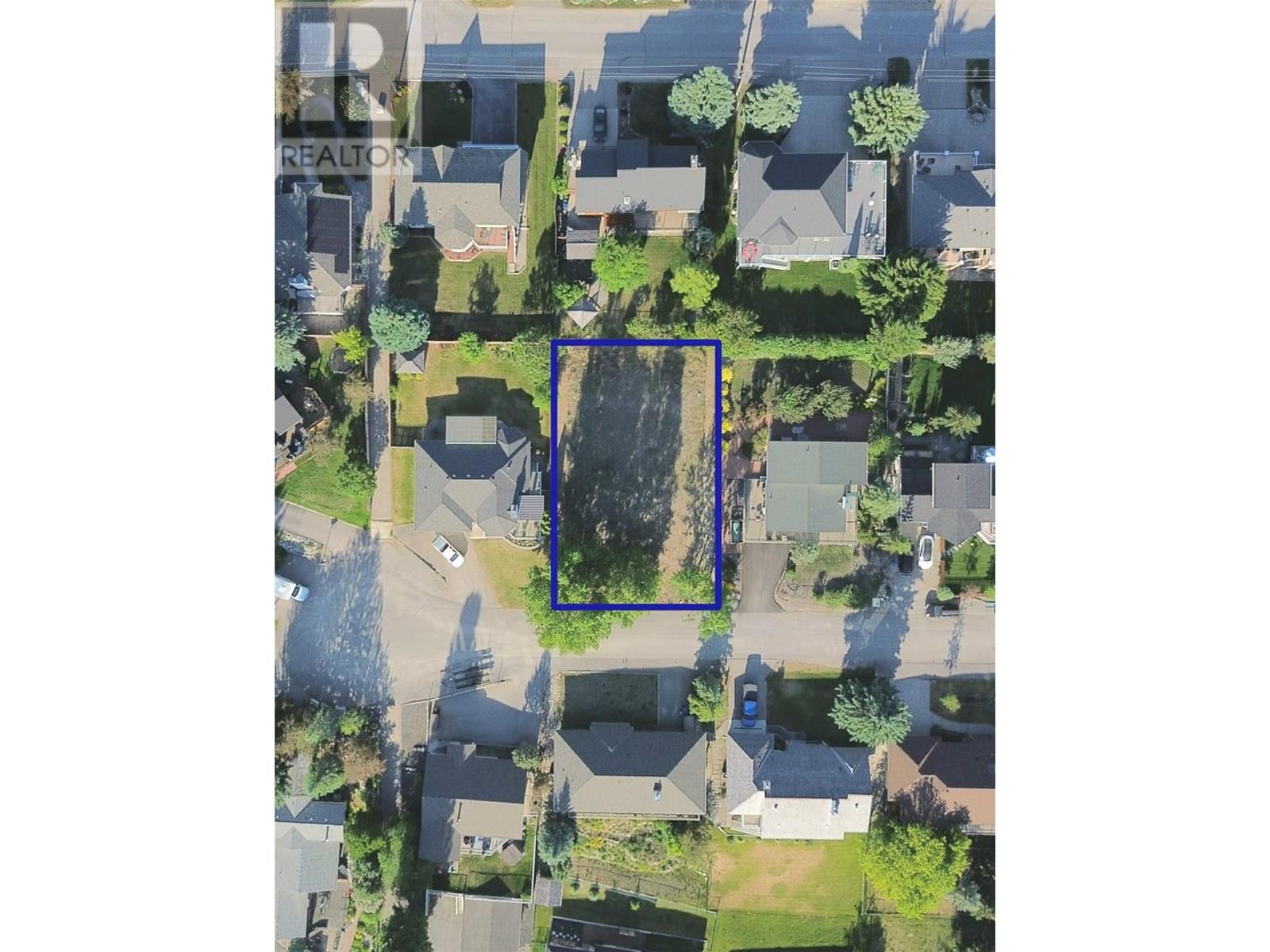 1707 3rd Avenue, Invermere, British Columbia  V0A 1K4 - Photo 10 - 10351565