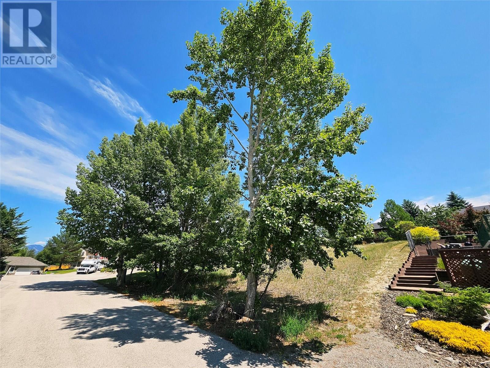 1707 3rd Avenue, Invermere, British Columbia  V0A 1K4 - Photo 2 - 10351565