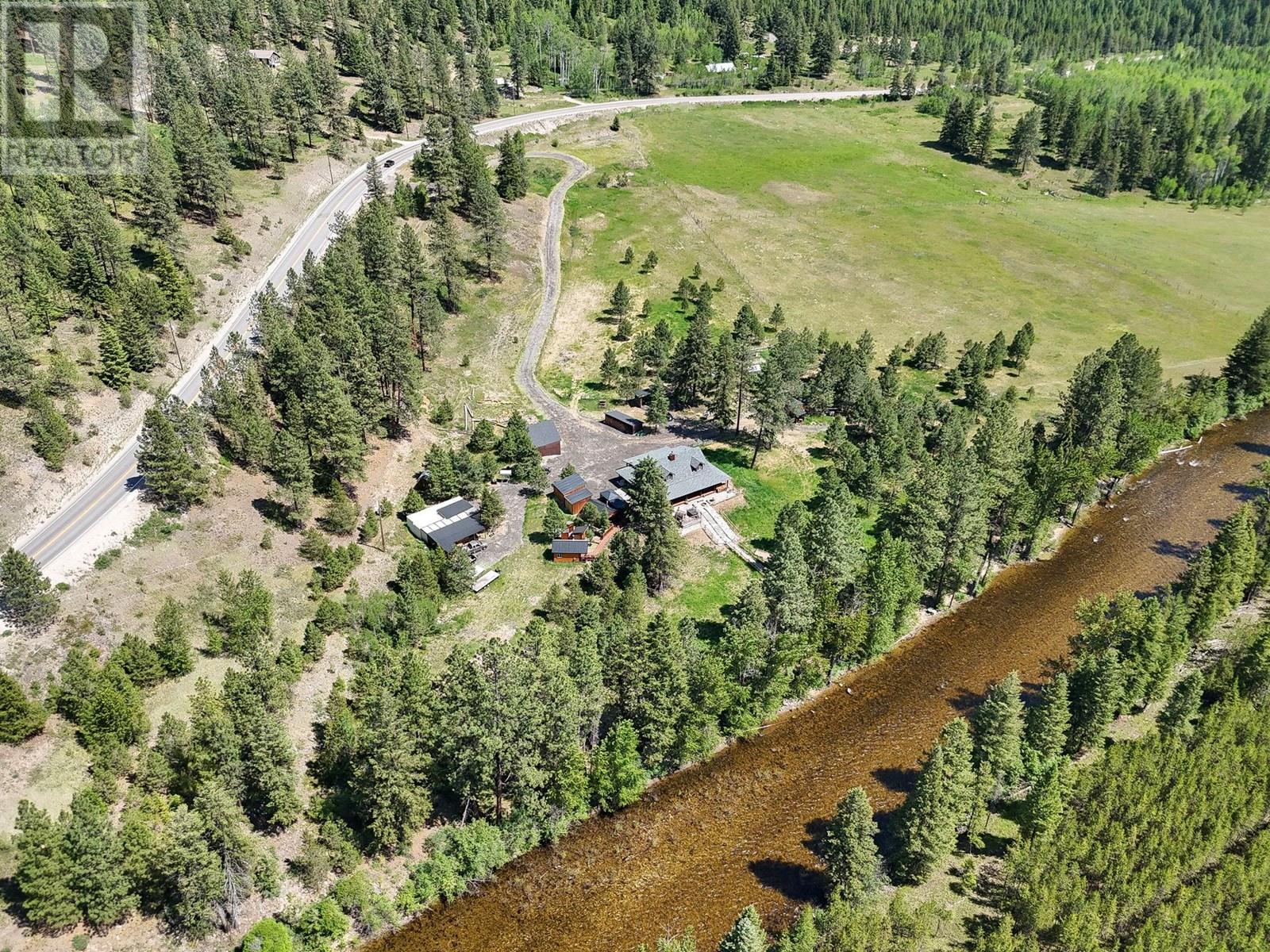 6241 33 Highway, Carmi, British Columbia  V0H 1A0 - Photo 4 - 10350815