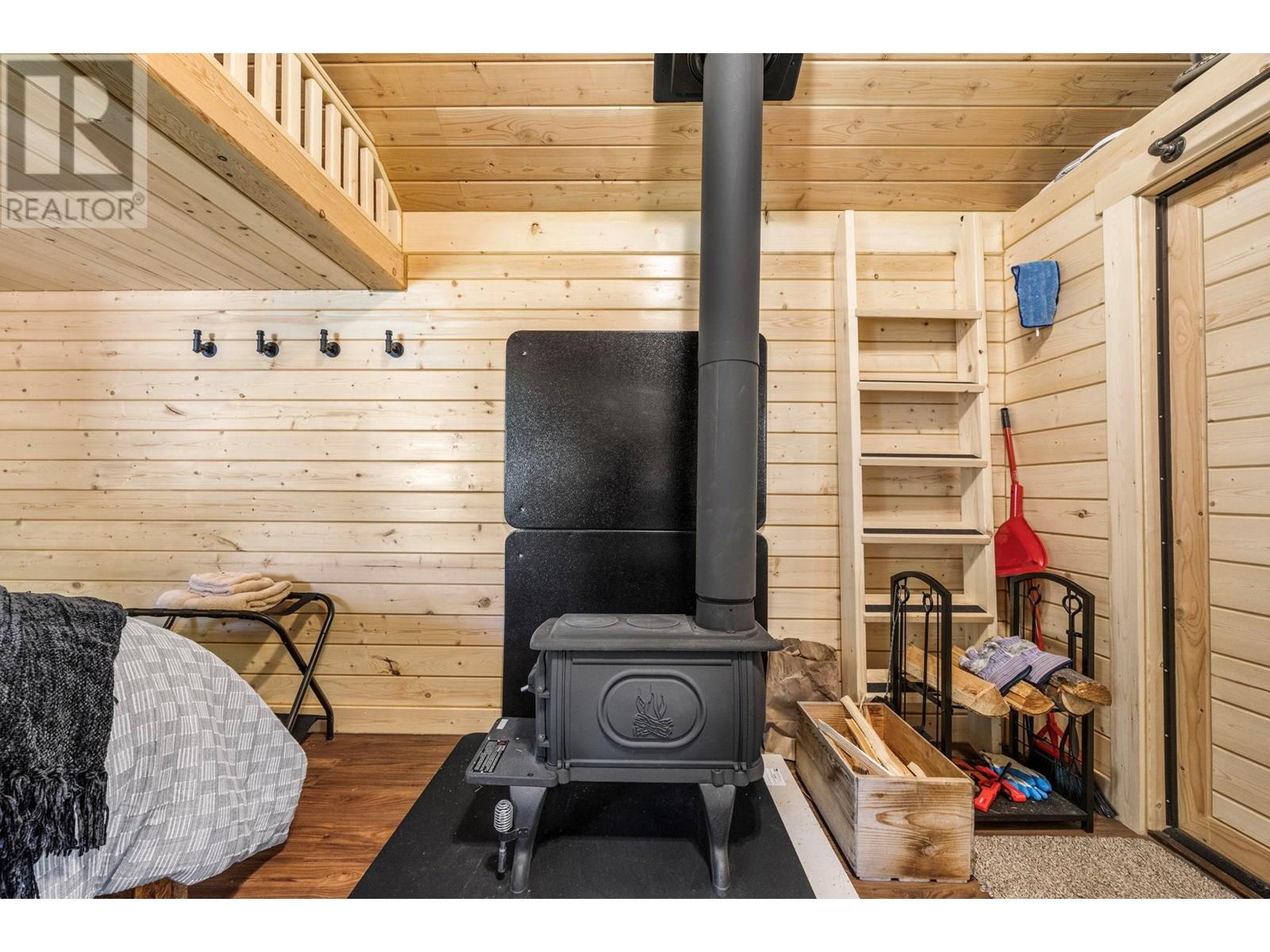 6241 33 Highway, Carmi, British Columbia  V0H 1A0 - Photo 48 - 10350815