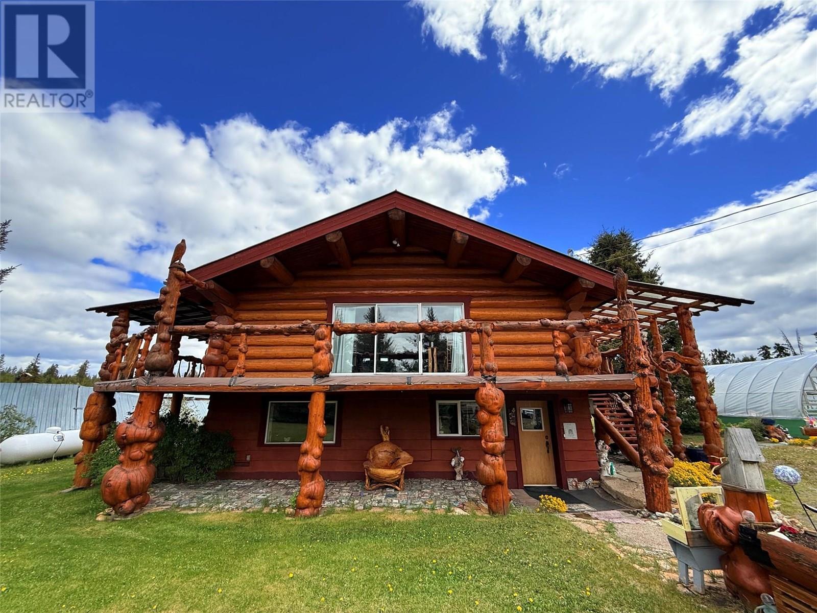 9736 97 Cariboo Highway, Clinton, British Columbia  V0K 1K0 - Photo 1 - 10352263