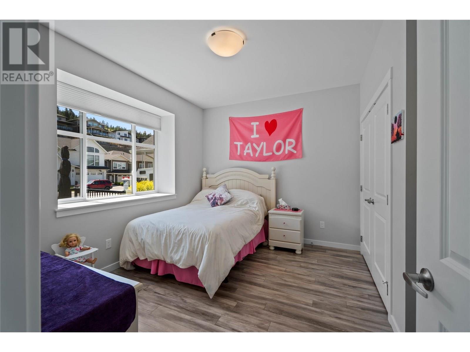 1547 Emerald Drive, Kamloops, British Columbia  V2E 0C4 - Photo 11 - 10352245