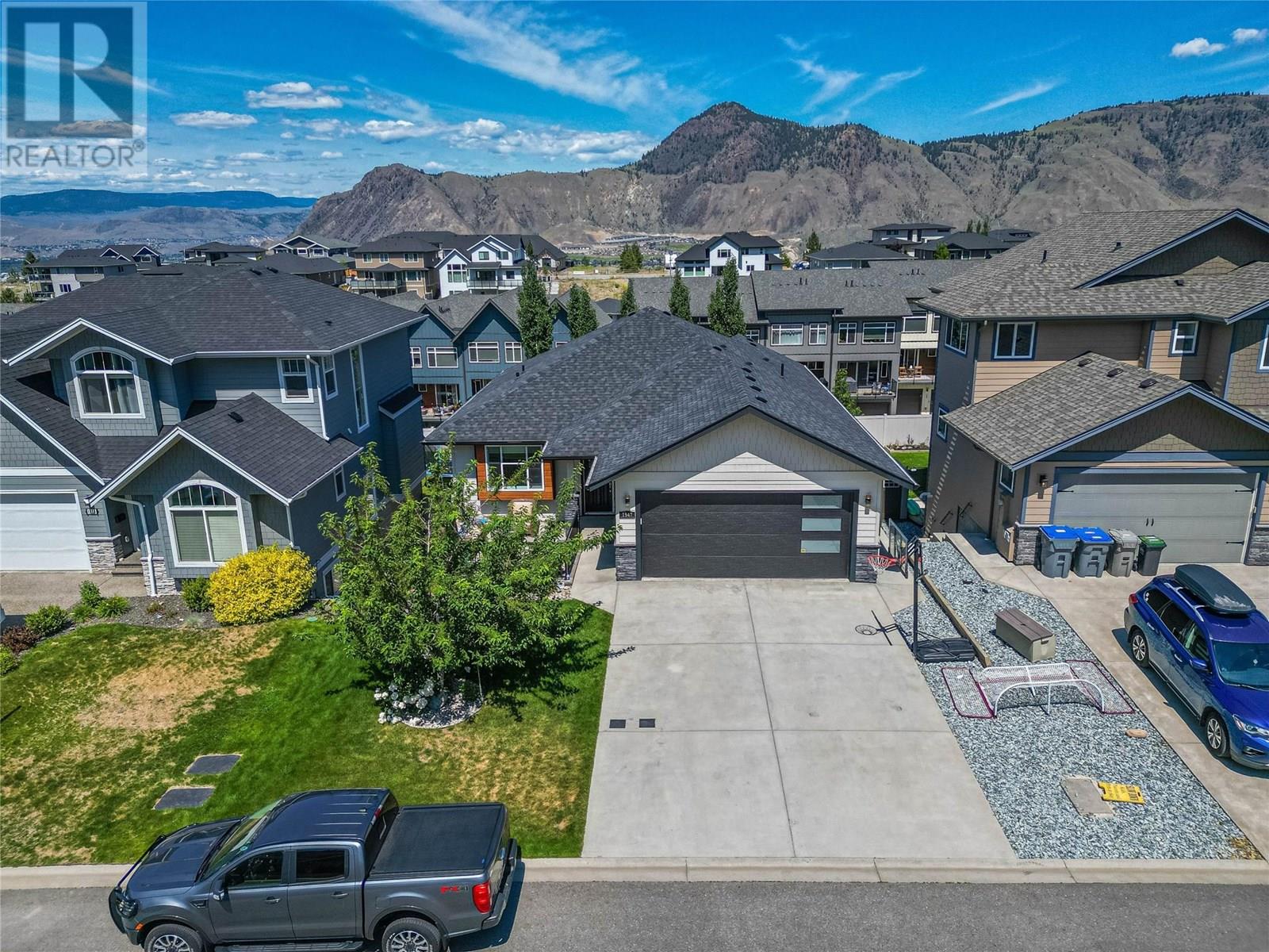 1547 Emerald Drive, Kamloops, British Columbia  V2E 0C4 - Photo 2 - 10352245