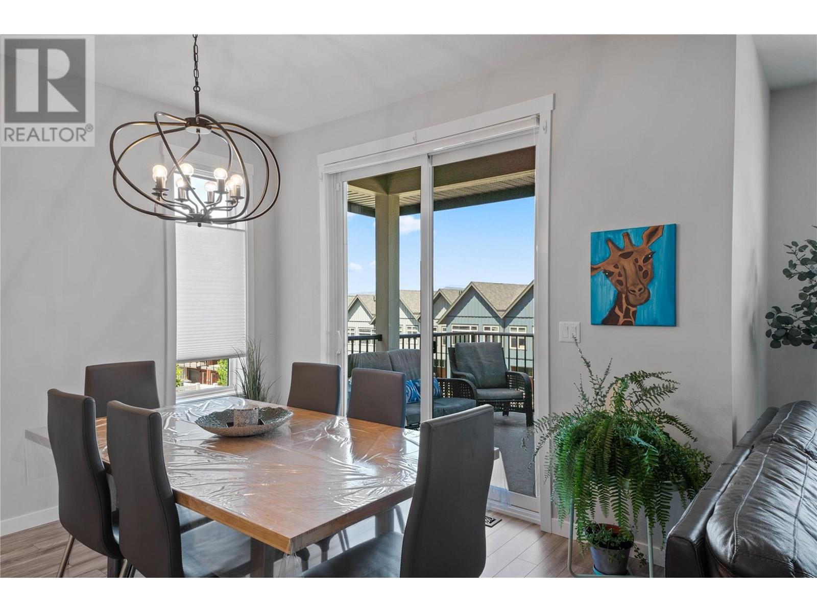 1547 Emerald Drive, Kamloops, British Columbia  V2E 0C4 - Photo 6 - 10352245
