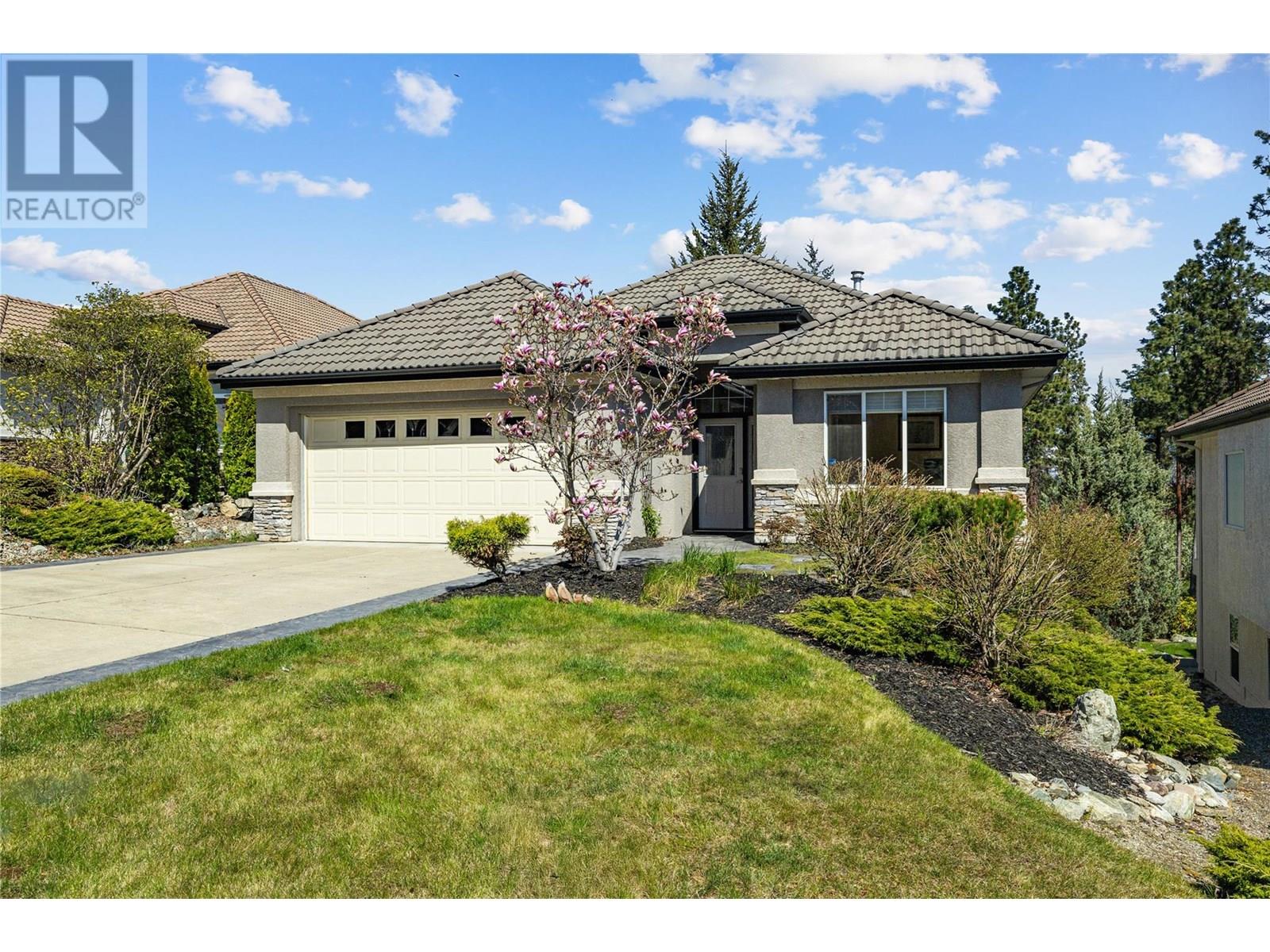 1950 Capistrano Drive Unit# 103, Kelowna, British Columbia  V1V 2N7 - Photo 1 - 10352134