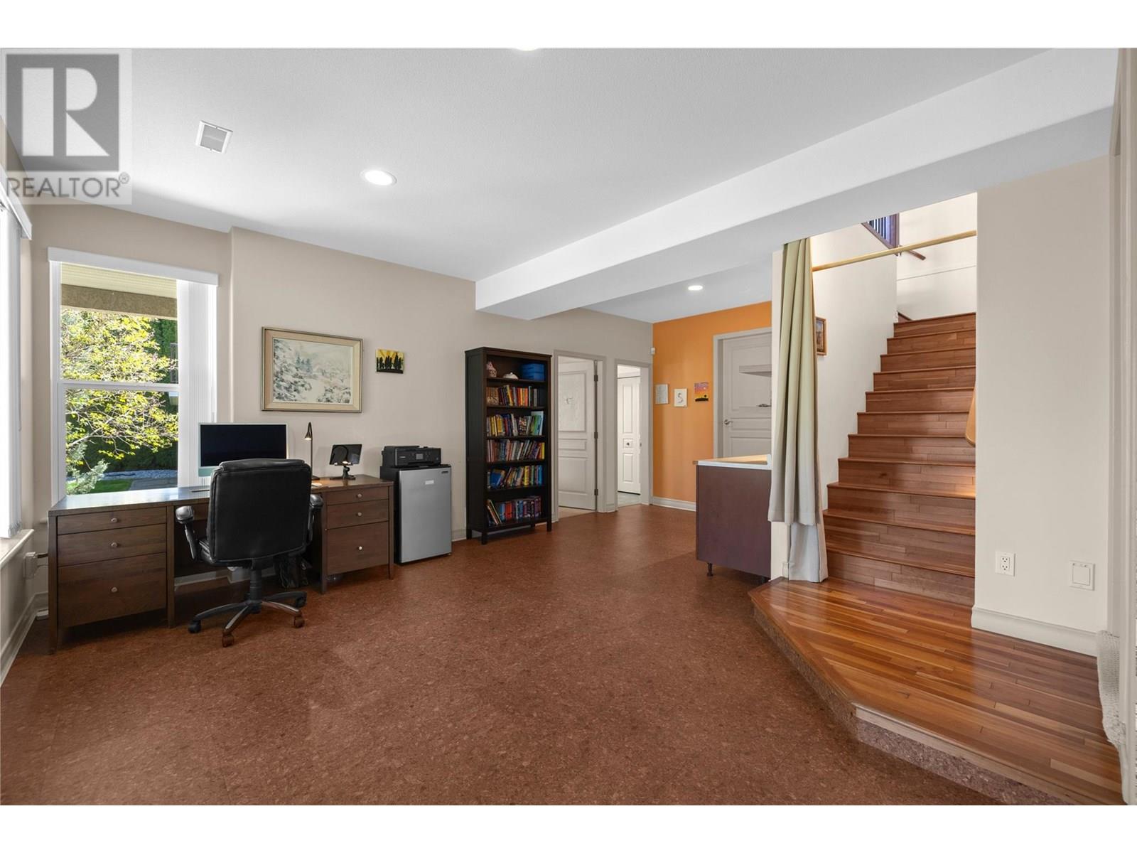 1950 Capistrano Drive Unit# 103, Kelowna, British Columbia  V1V 2N7 - Photo 45 - 10352134