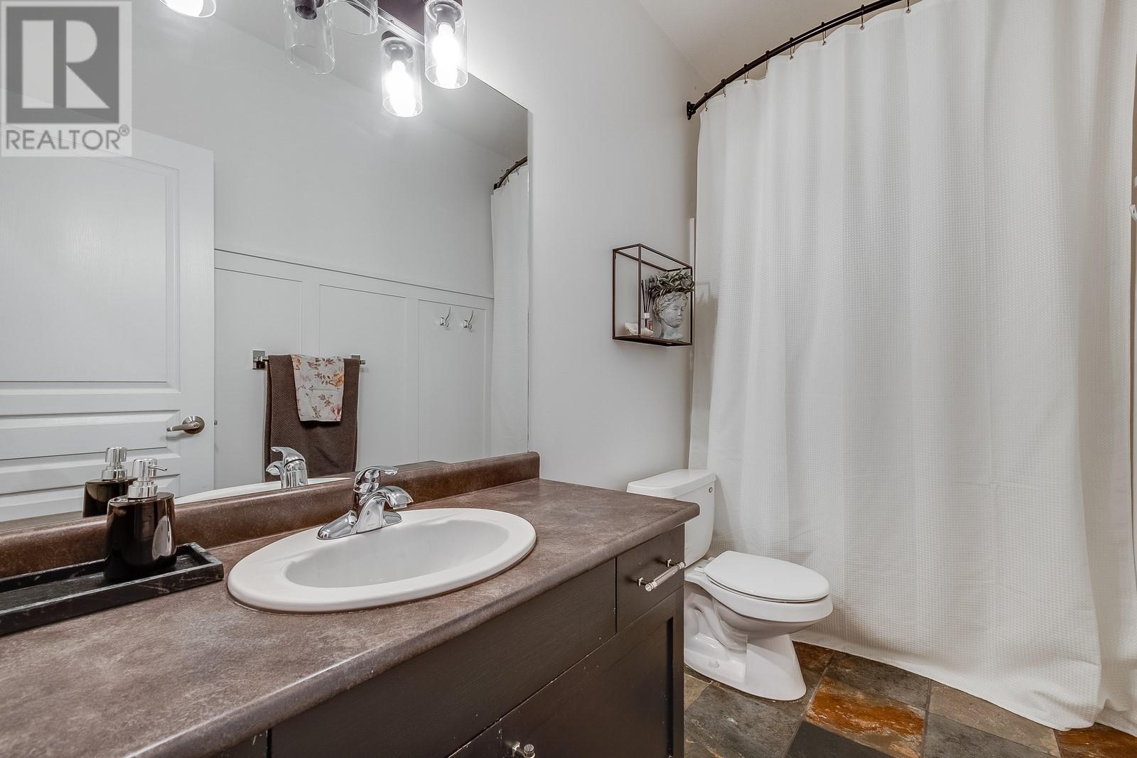 985 Paret Crescent, Kelowna, British Columbia  V1W 4X9 - Photo 45 - 10351923