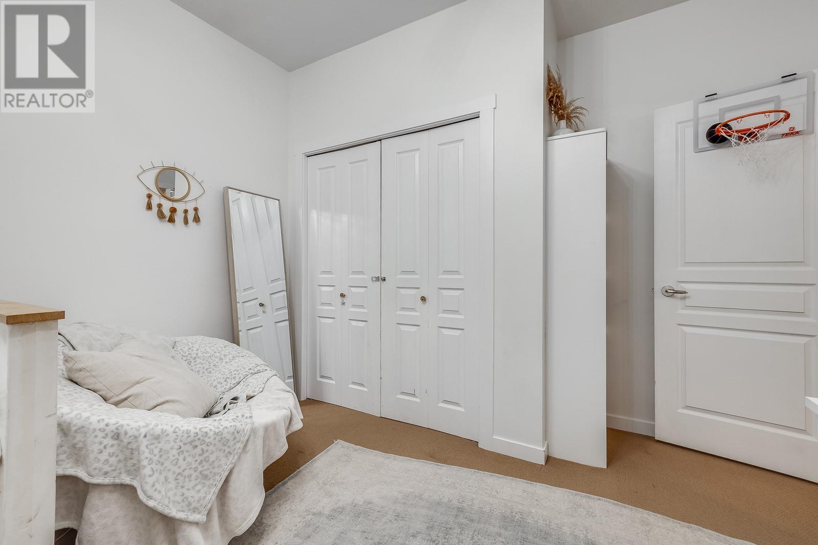 985 Paret Crescent, Kelowna, British Columbia  V1W 4X9 - Photo 47 - 10351923