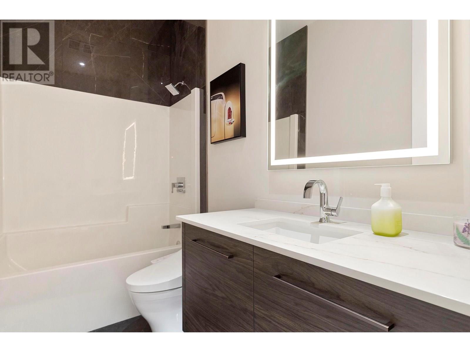 5546 Upper Mission Drive, Kelowna, British Columbia  V1W 5M4 - Photo 35 - 10352257