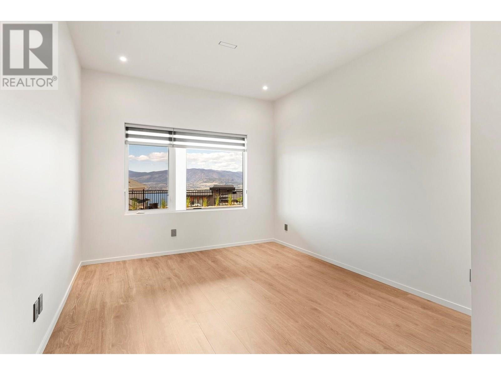 5546 Upper Mission Drive, Kelowna, British Columbia  V1W 5M4 - Photo 43 - 10352257