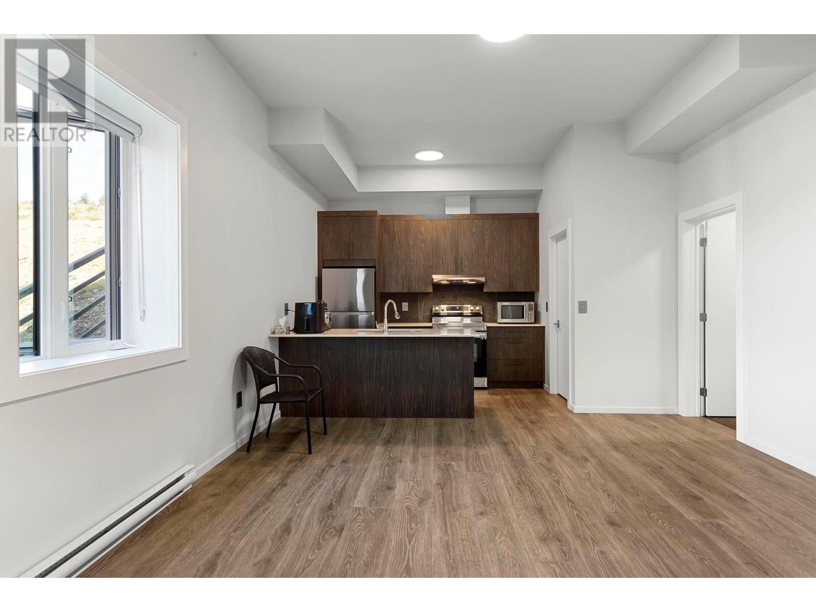 5546 Upper Mission Drive, Kelowna, British Columbia  V1W 5M4 - Photo 46 - 10352257