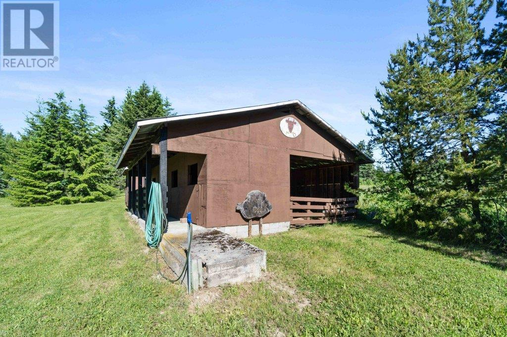 3681 40 Street Ne, Salmon Arm, British Columbia  V1E 1Z6 - Photo 18 - 10352246
