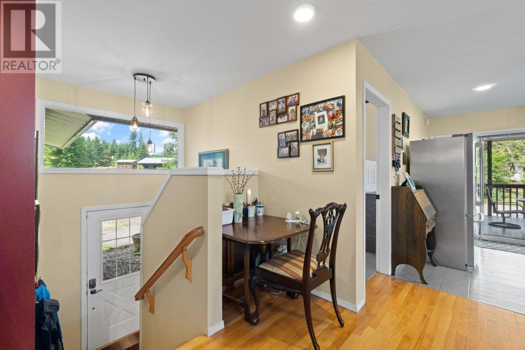 3681 40 Street Ne, Salmon Arm, British Columbia  V1E 1Z6 - Photo 44 - 10352246