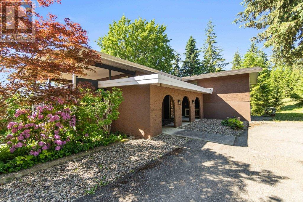 3681 40 Street Ne, Salmon Arm, British Columbia  V1E 1Z6 - Photo 5 - 10352246