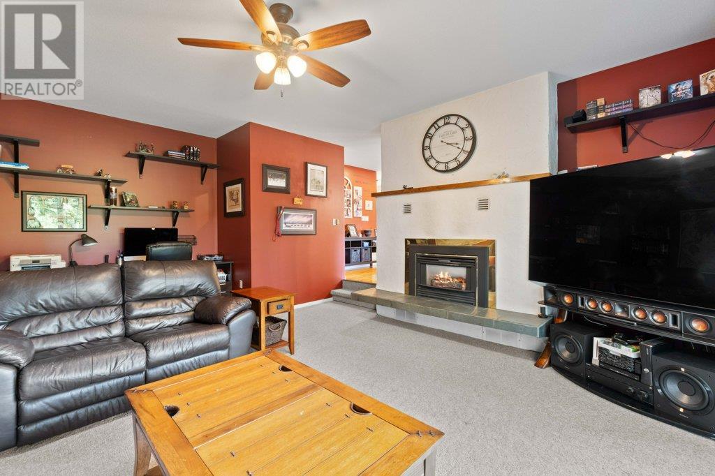 3681 40 Street Ne, Salmon Arm, British Columbia  V1E 1Z6 - Photo 53 - 10352246