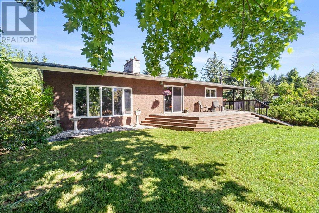 3681 40 Street Ne, Salmon Arm, British Columbia  V1E 1Z6 - Photo 6 - 10352246